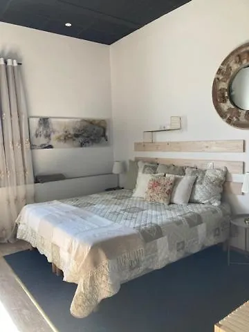 דירה The Corner Pavillon