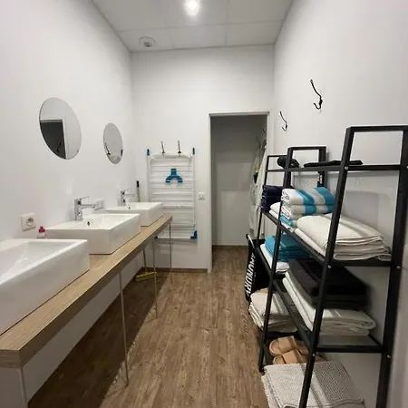 아파트 The Corner Pavillon 누아르무티에 앙 릴